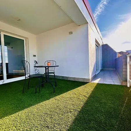 Atico Pizarro Apartment